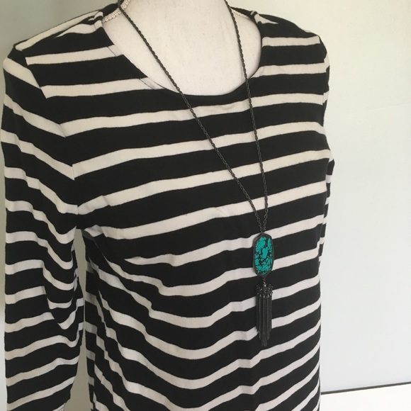 Old Navy Striped Shift Dress - Picture 4 of 6